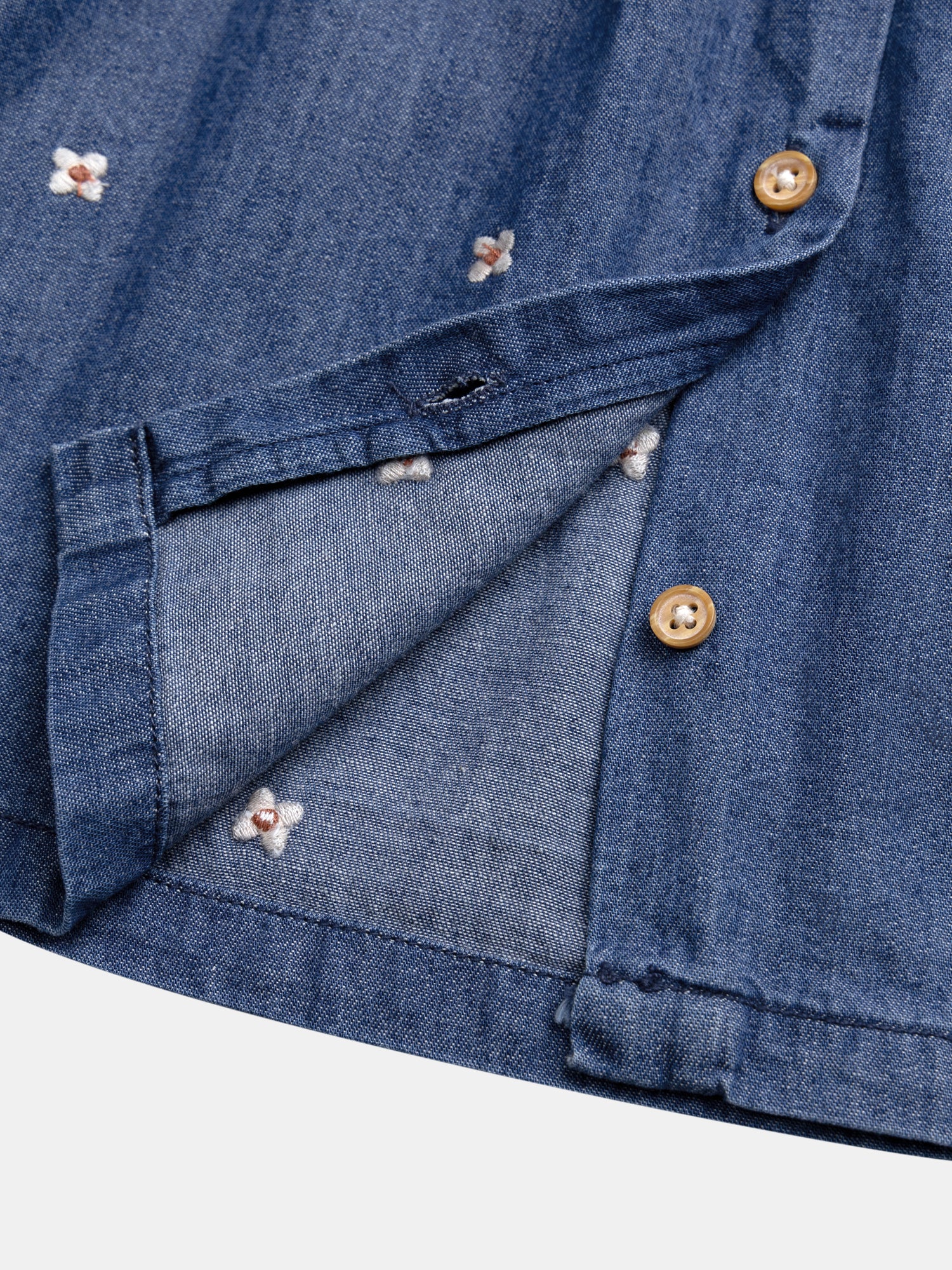 Abito in Denim Leggero con Ricamo di Fiori per Neonata - Image 7