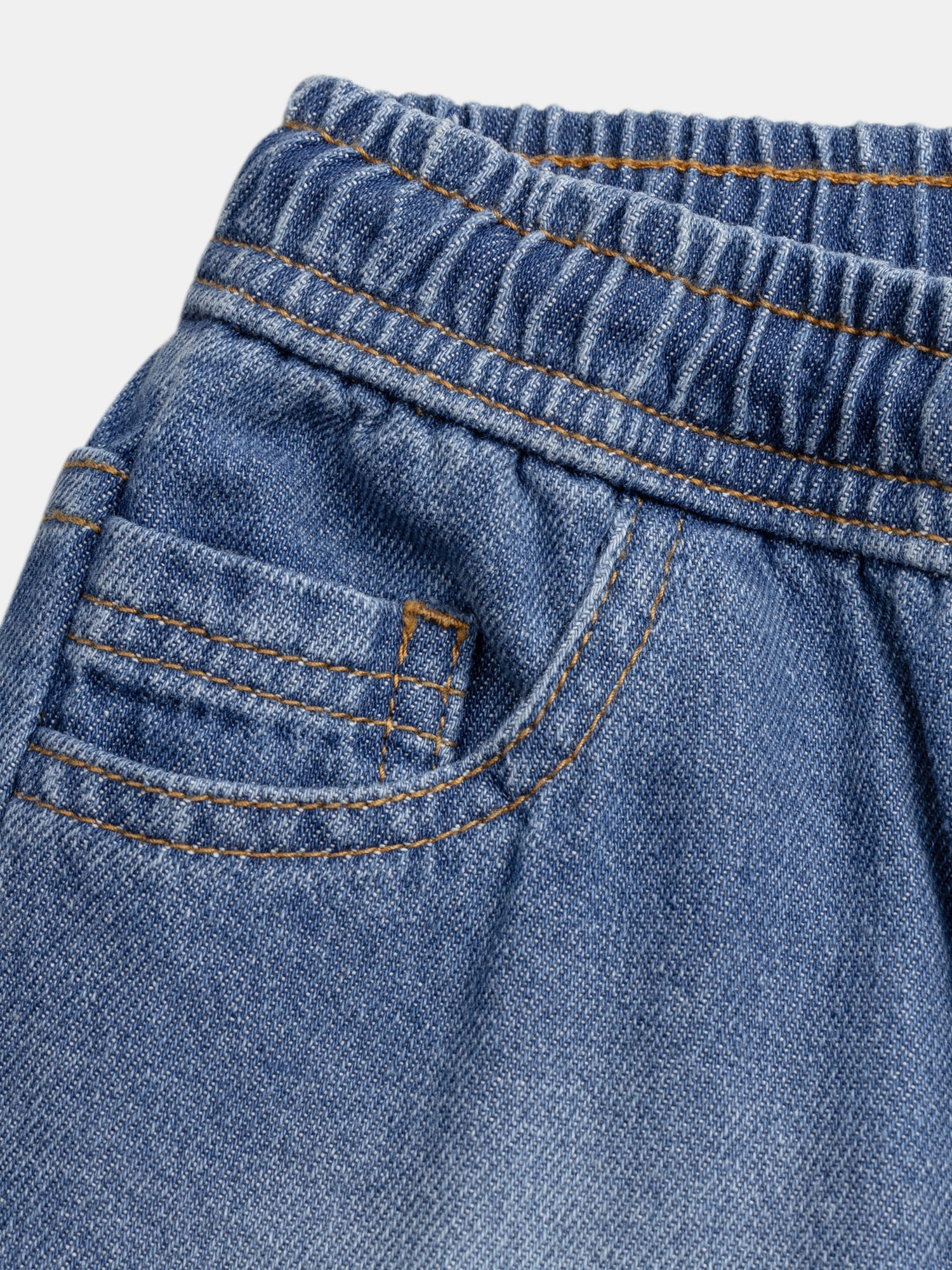 Bermuda in denim blu con portachiavi tigre per ragazzi - Image 3