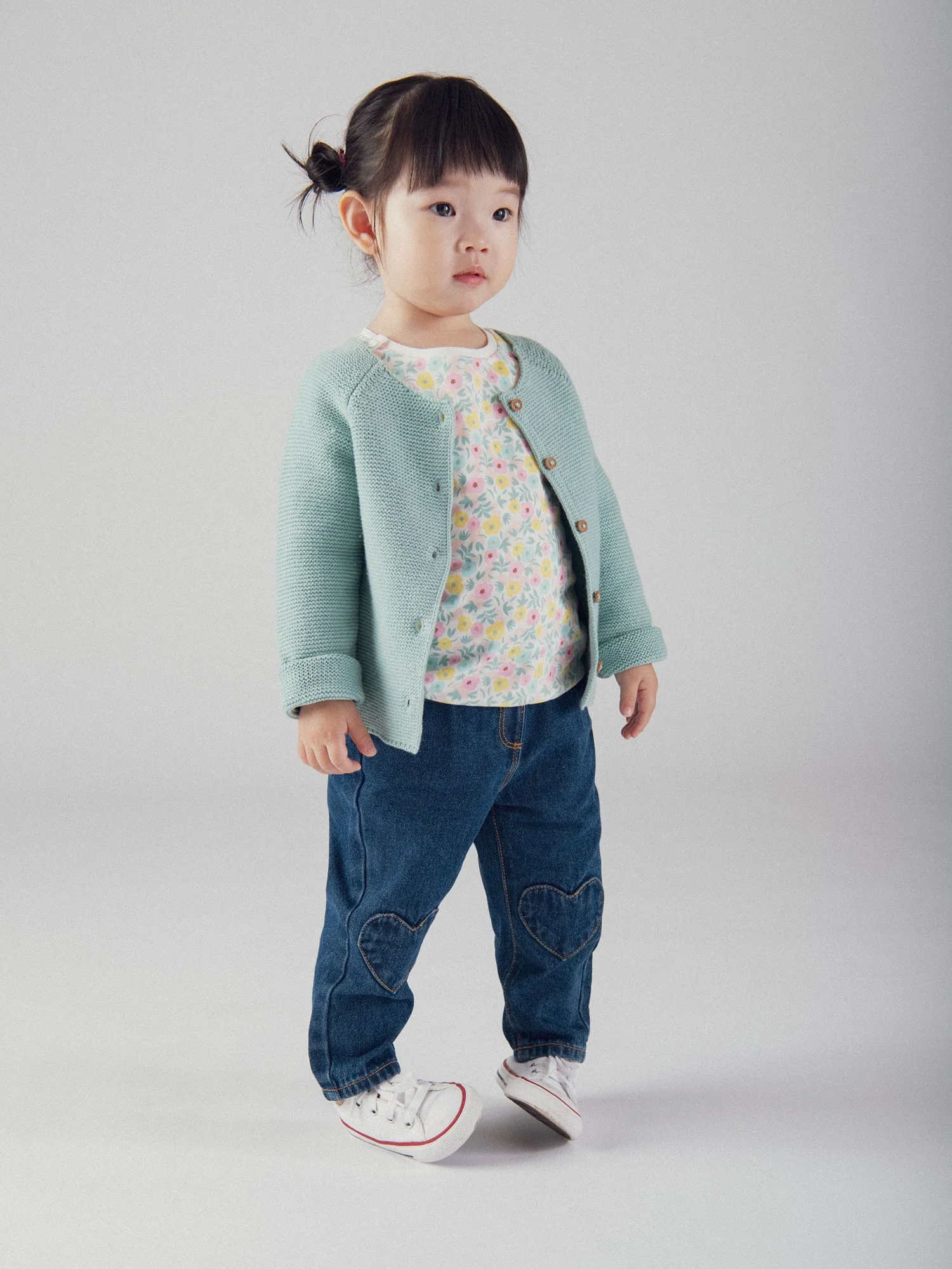 Cardigan in lana azzurro polvere per bambina - Image 3