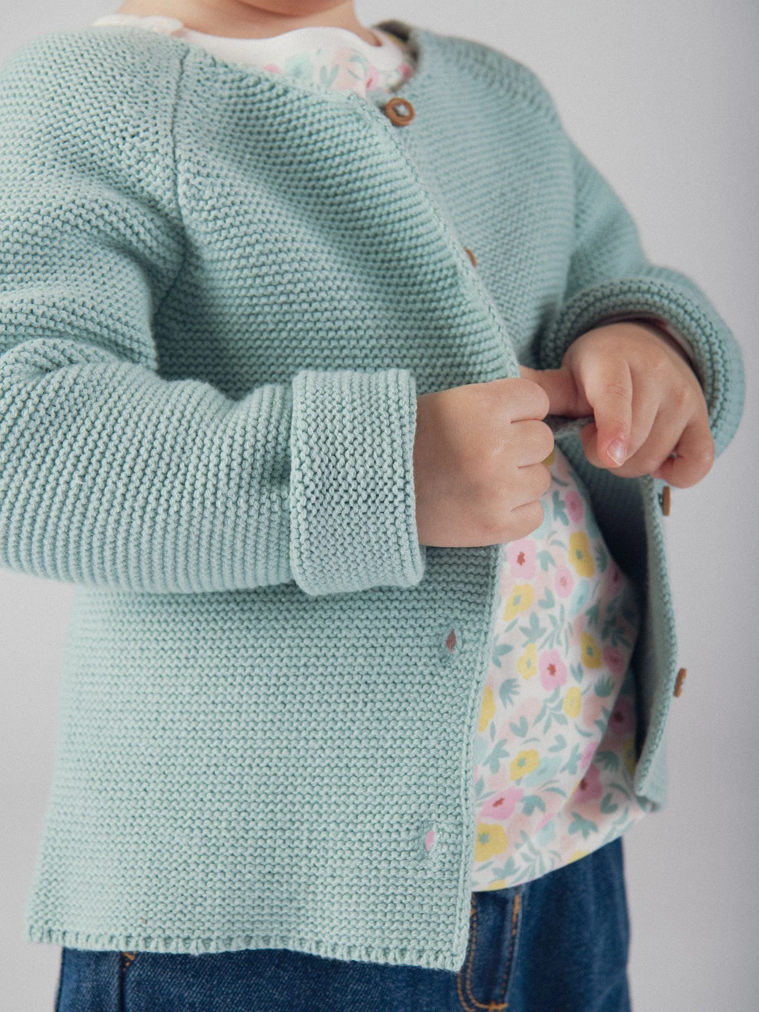 Cardigan in lana azzurro polvere per bambina - Image 4
