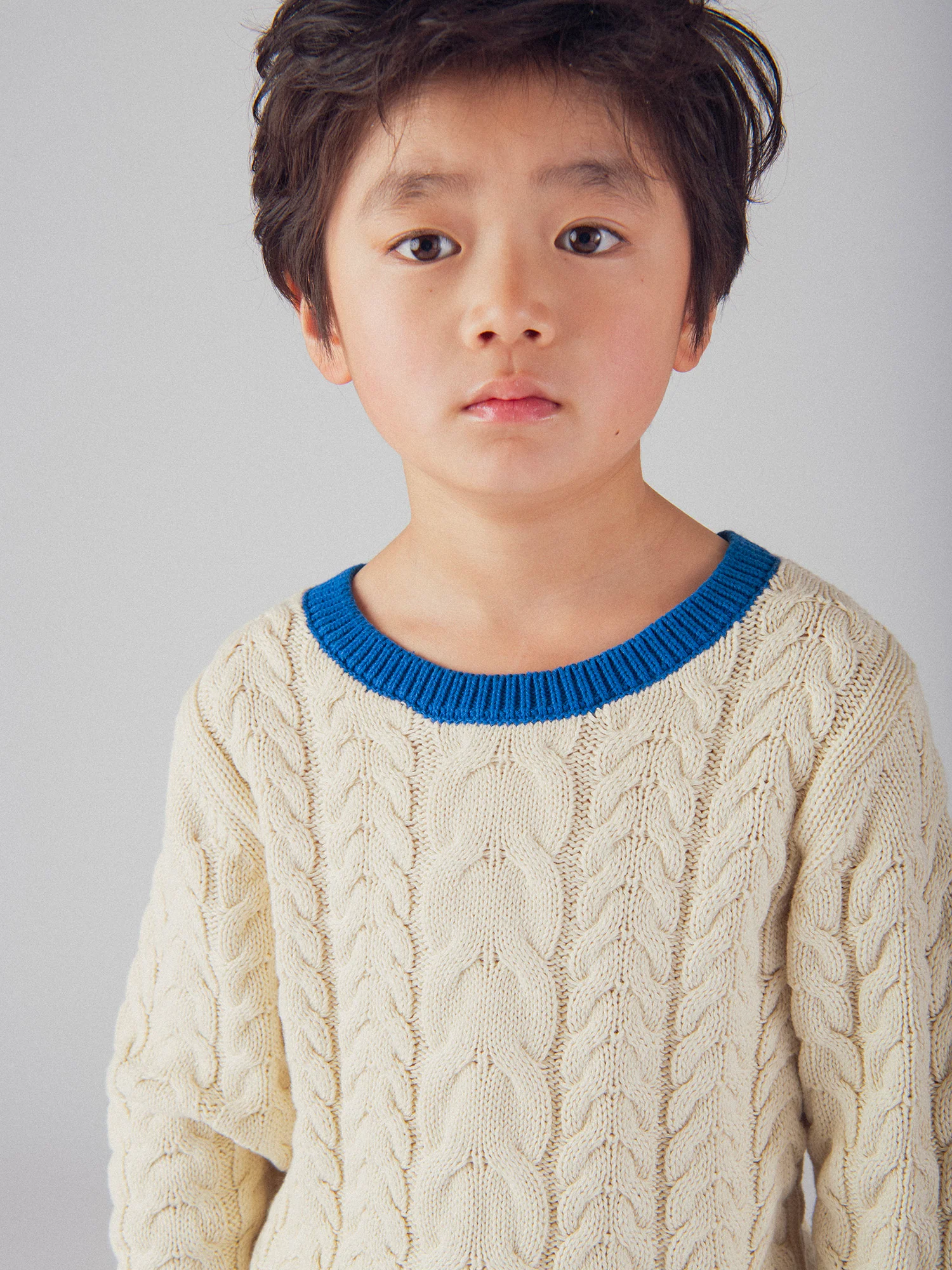 Maglione Beige con Dettagli Blu per Ragazzi - Image 4