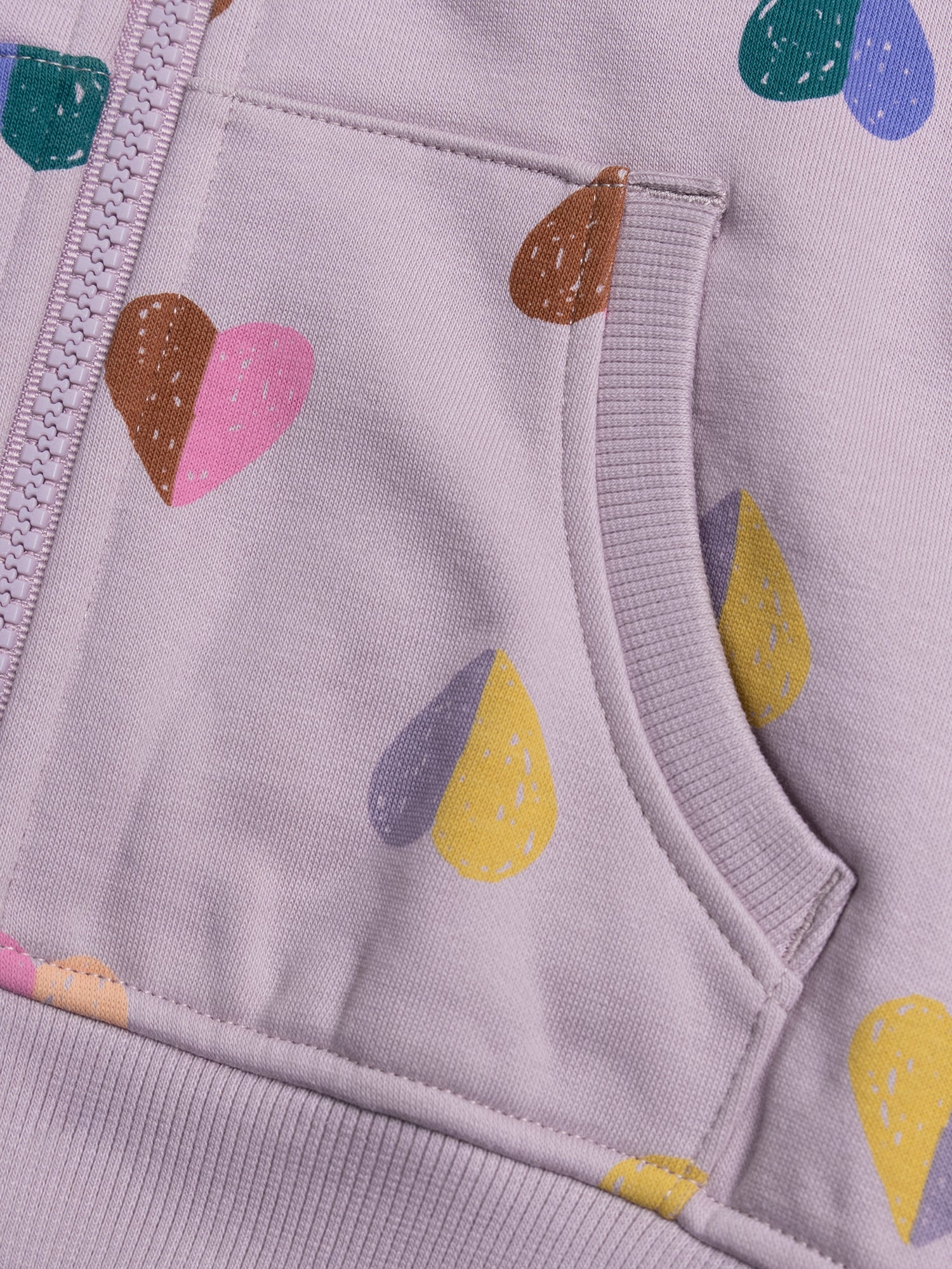 Maglione Viola con Stampa Cuori - Image 4