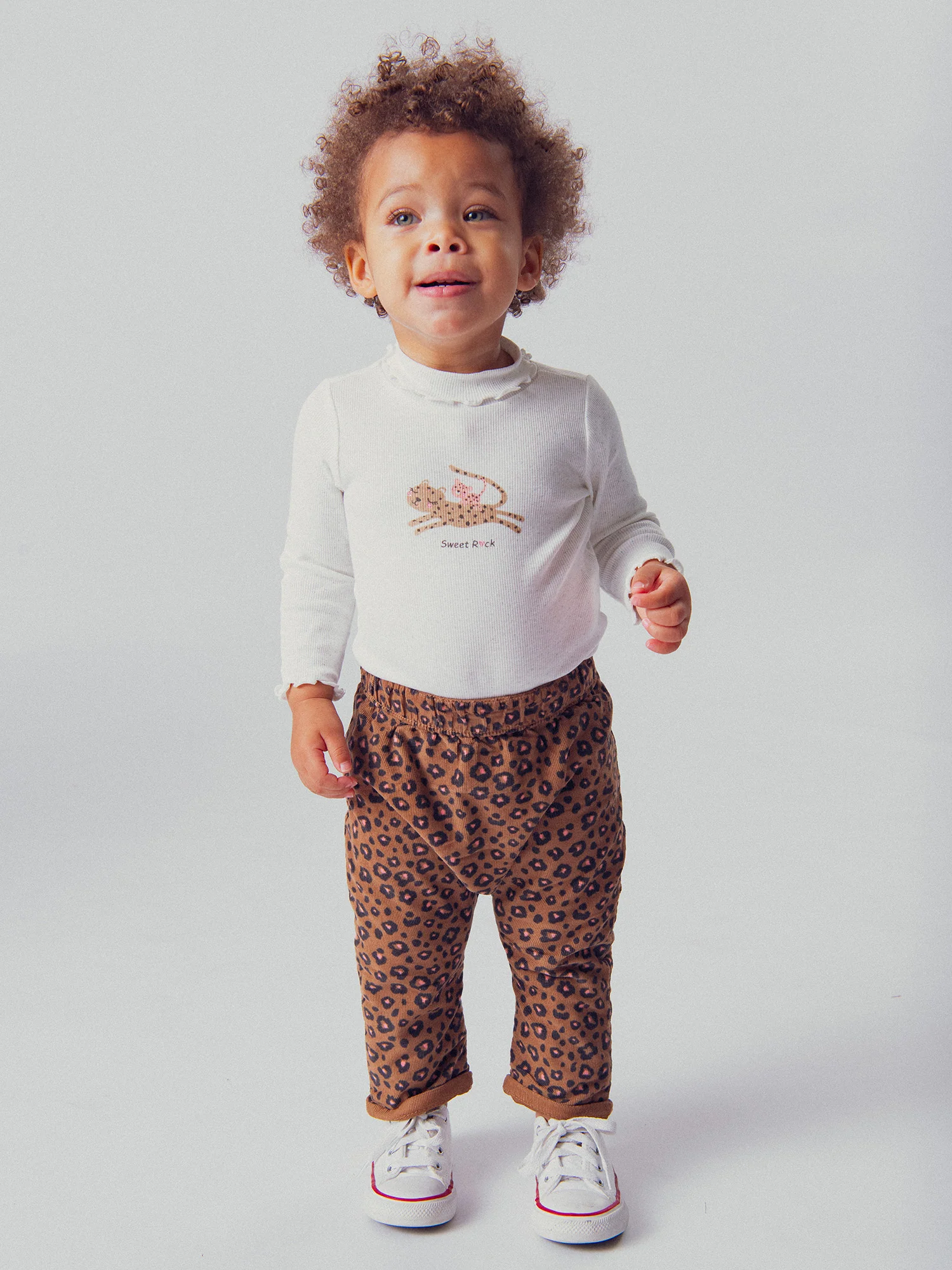 Pantaloni leopardati reversibili per bambina - Image 2