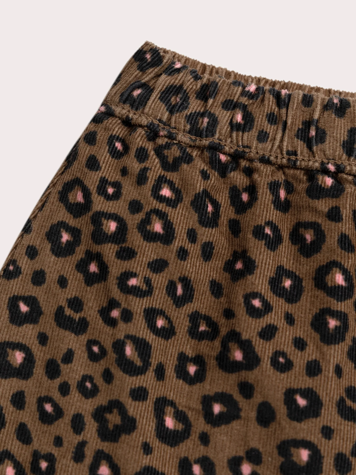 Pantaloni leopardati reversibili per bambina - Image 4