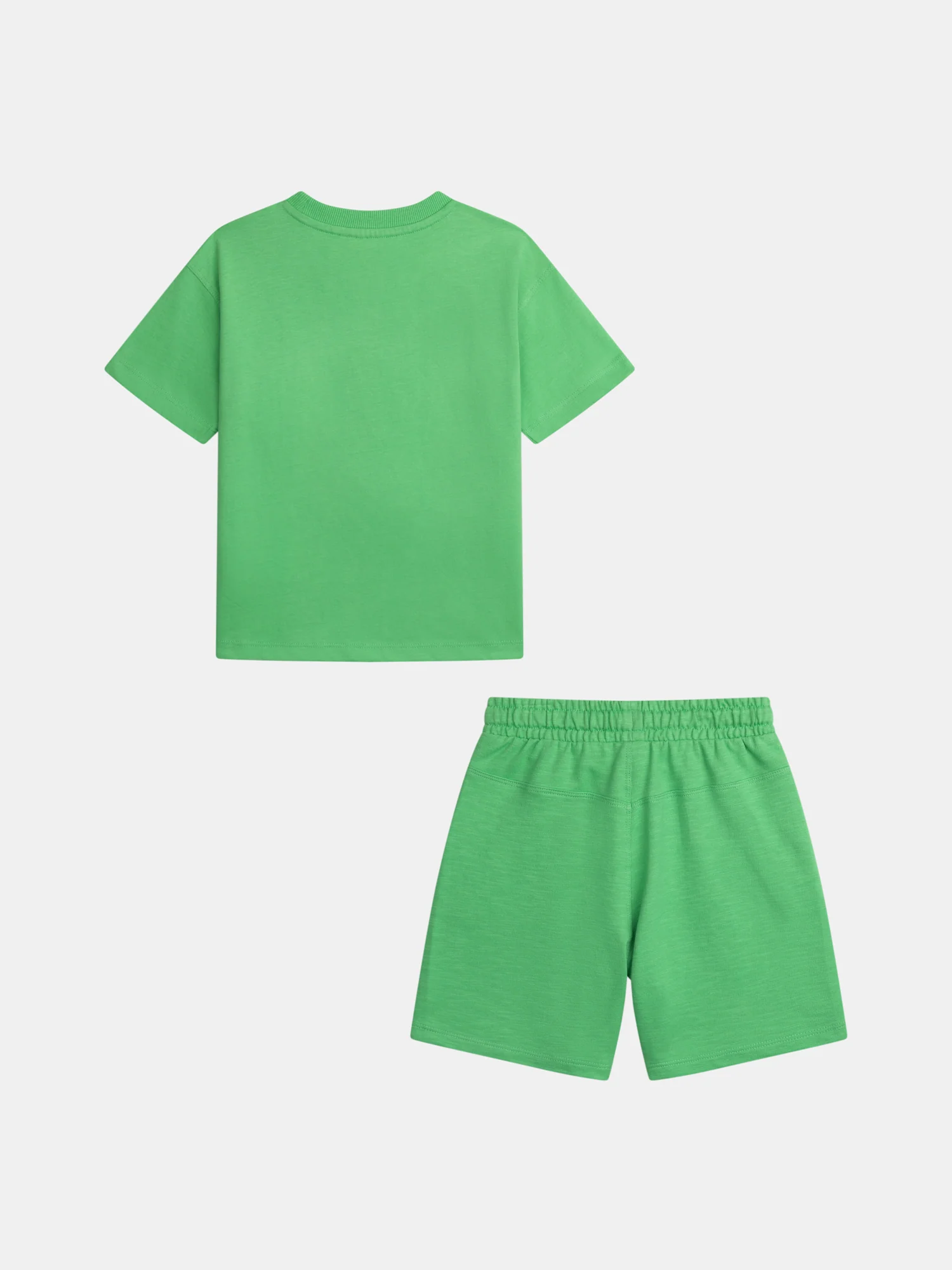 Set verde con animazione del sole per ragazzi - Image 11