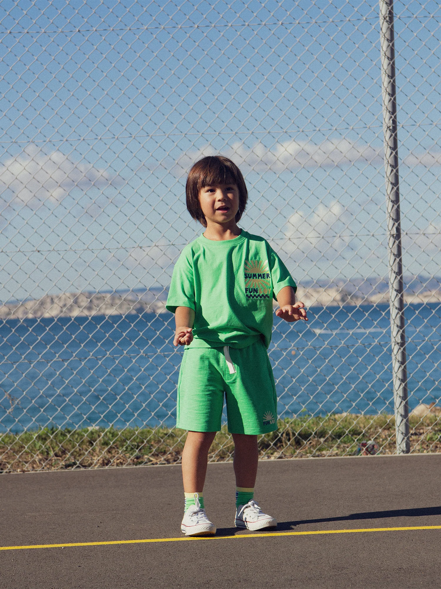 Set verde con animazione del sole per ragazzi - Image 2