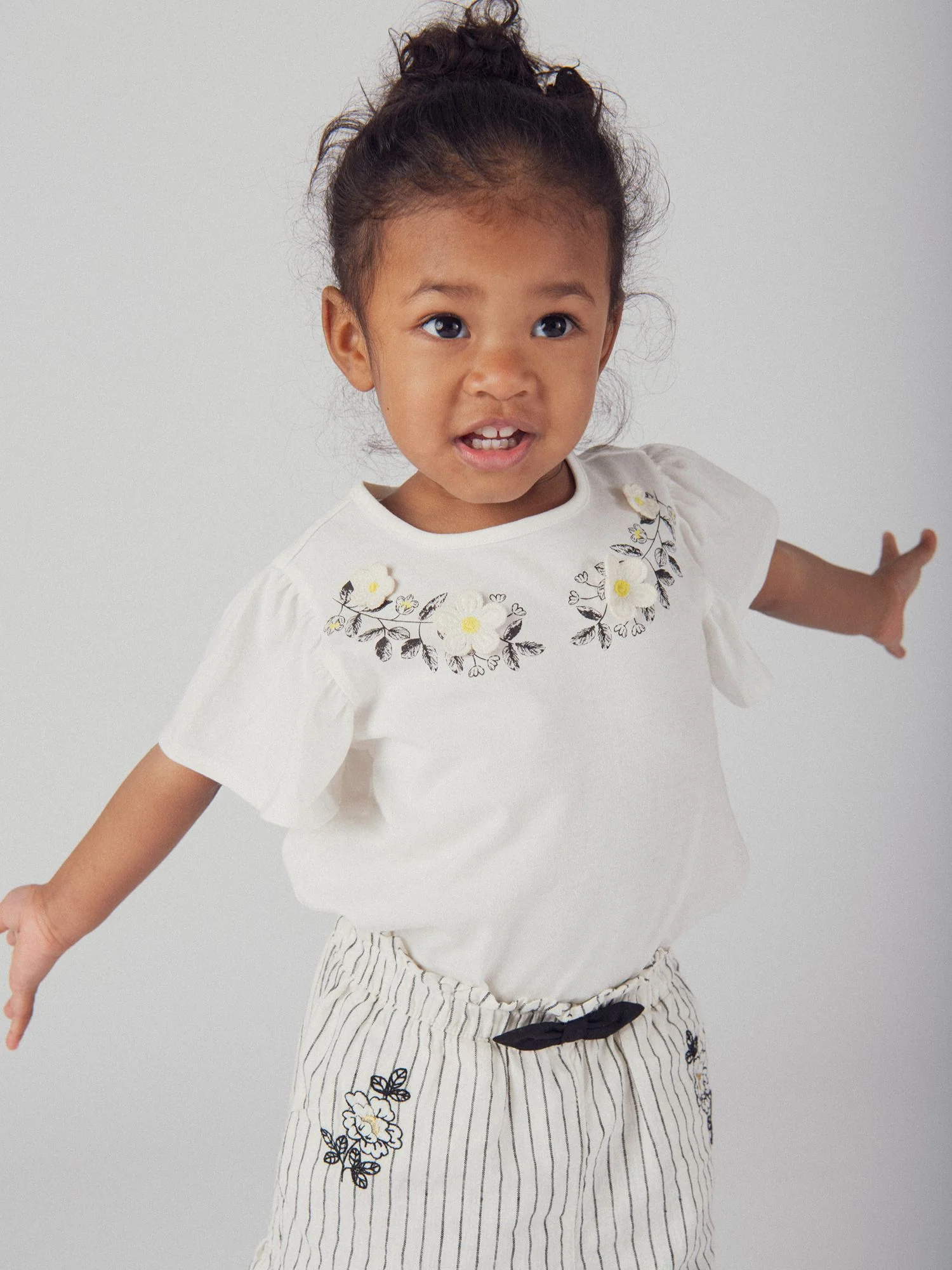 Shorts Striati in Lino e Cotone per Bambina - Image 4